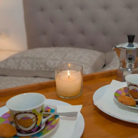 Gin 72 Premium Apartment