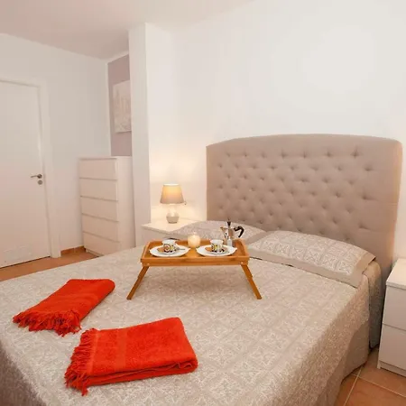 Apartment Gin 72 Premium *